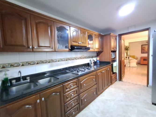 Casa de 5 alcobas en venta en La Castellana, Medellín · foto 22 de 24