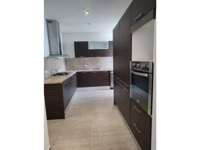 Casa de 3 alcobas en venta en Casablanca Suba, Bogotá, 212 m² · foto 6 de 14