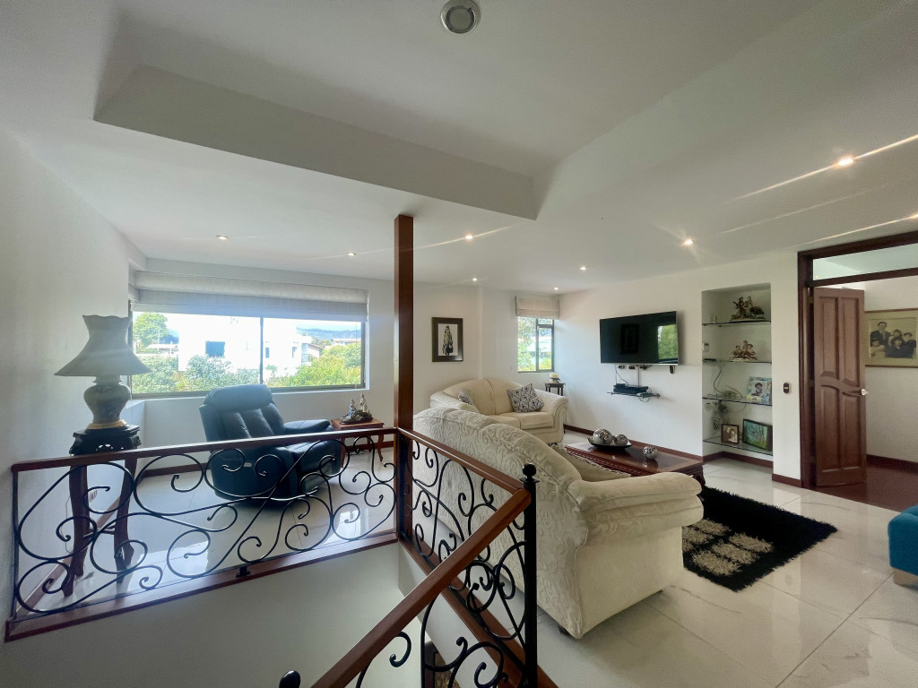 Casa en venta en Centro, Cajicá · foto 18 de 24