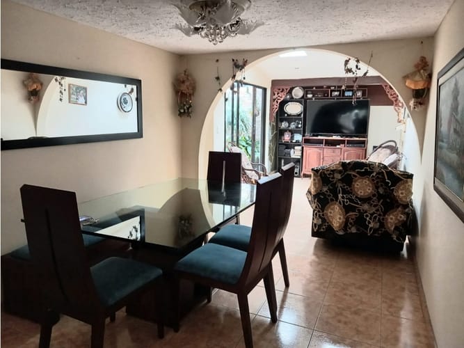 Casa de 5 alcobas en venta en Nueva Tequendama, Cali, 140 m² · foto 8 de 24