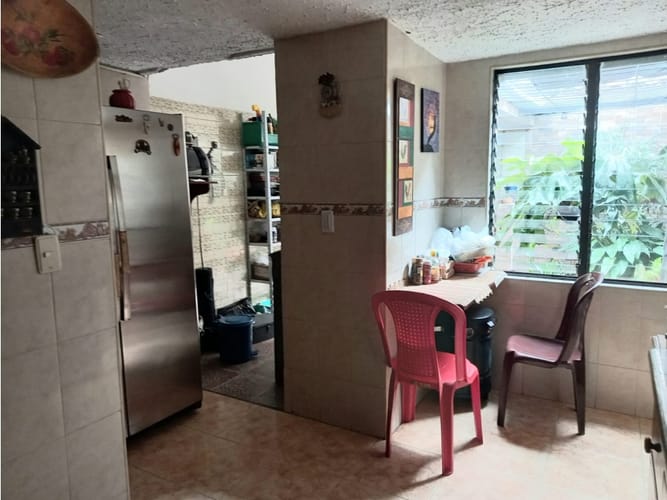 Casa de 5 alcobas en venta en Nueva Tequendama, Cali, 140 m² · foto 11 de 24