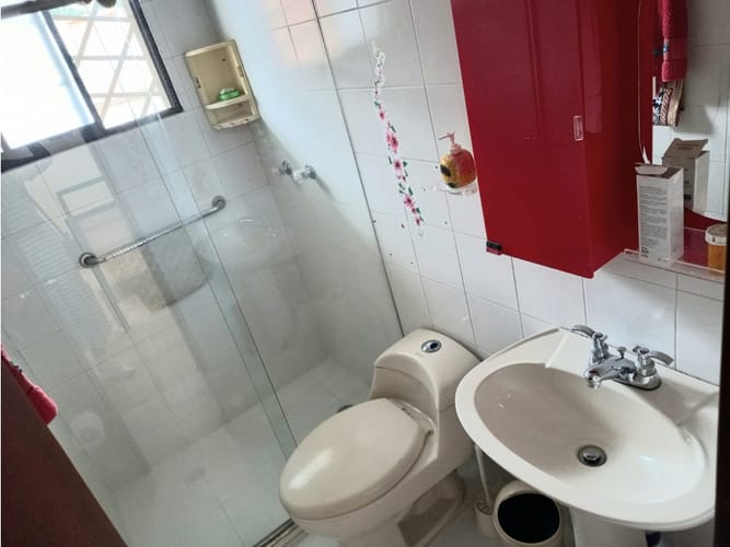 Casa de 5 alcobas en venta en Nueva Tequendama, Cali, 140 m² · foto 19 de 24