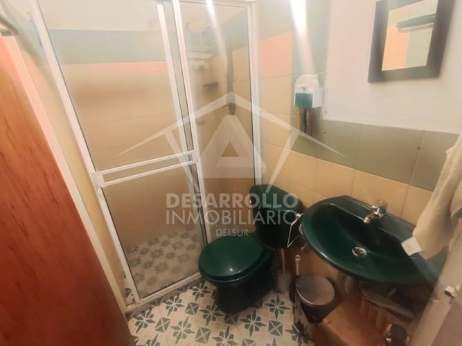 Casa de 3 alcobas en venta en Laureles, Medellín, 72 m² · foto 2 de 9