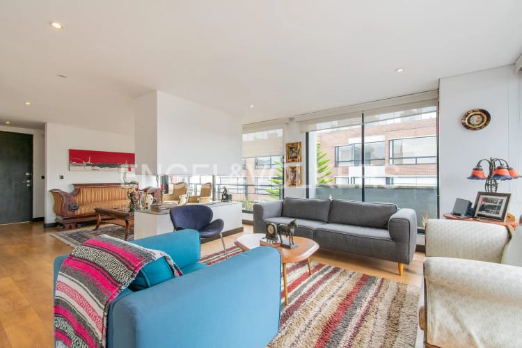 Apartamento en venta en Santa Barbara Central, Bogotá · foto 4 de 17