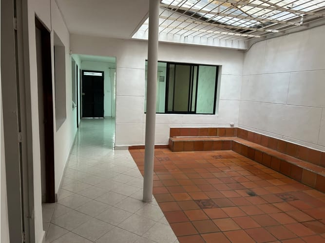 Casa de 3 alcobas en venta en La Milagrosa, Medellín, 116 m² · foto 7 de 16