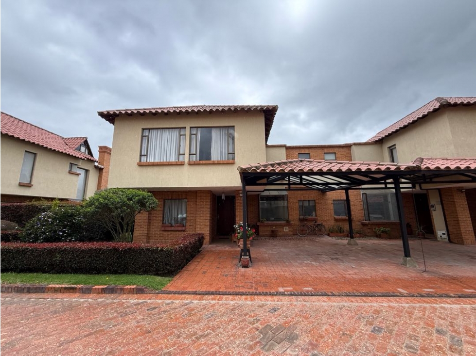 Casa en venta en La Estrella, Chía · foto 2 de 24