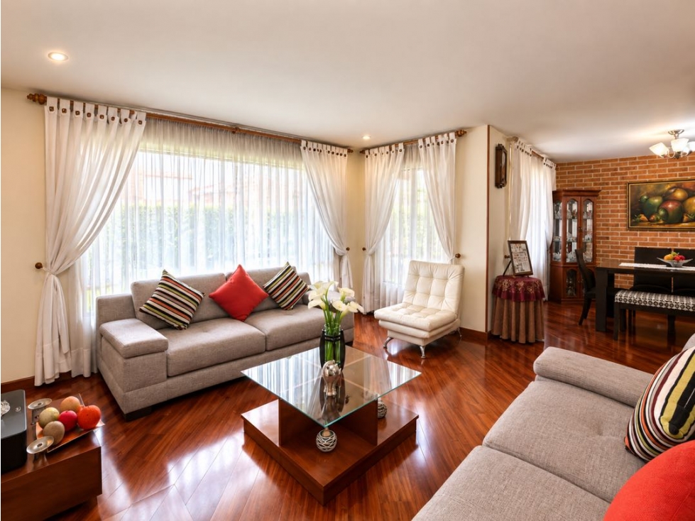 Casa en venta en La Estrella, Chía · foto 4 de 24