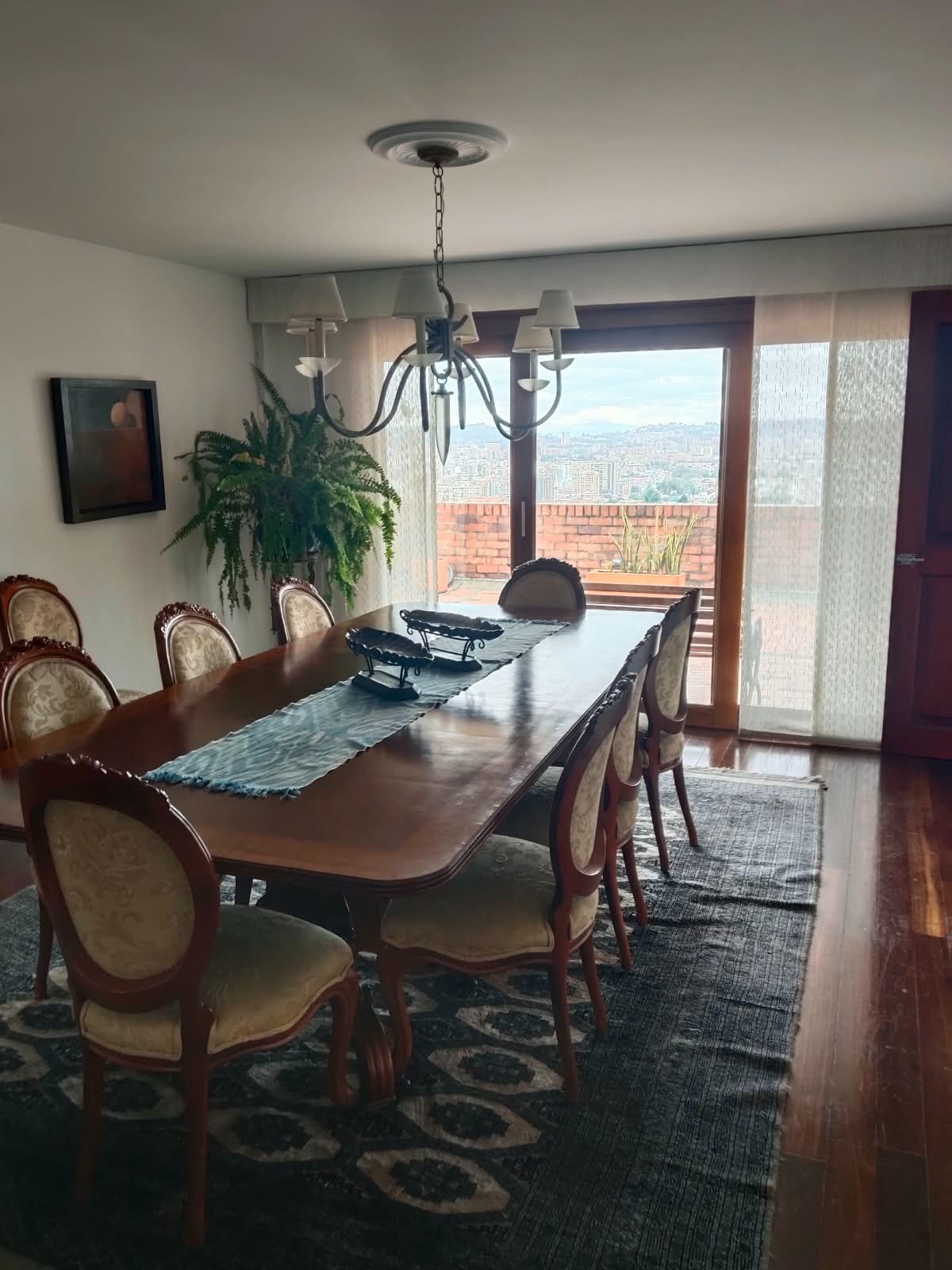 Casa en venta en Bosque De Pinos, Bogotá · foto 8 de 24