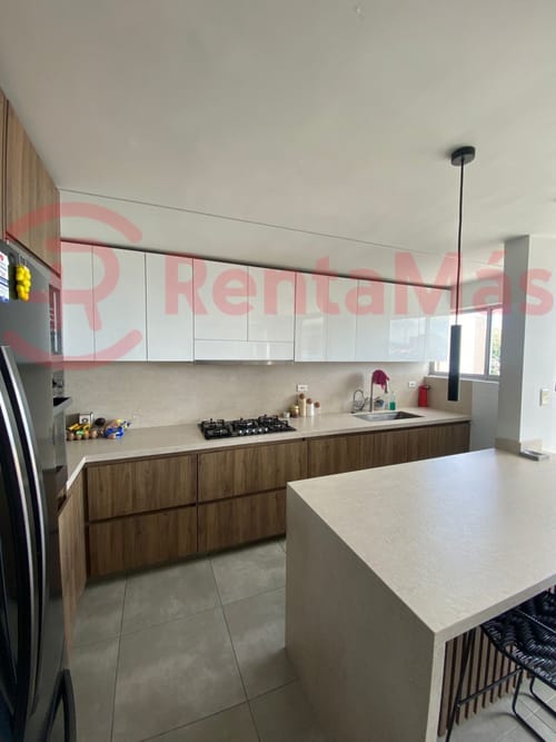 Apartamento de 3 alcobas en venta en Patios Centro, Los Patios, 210 m² · foto 5 de 24