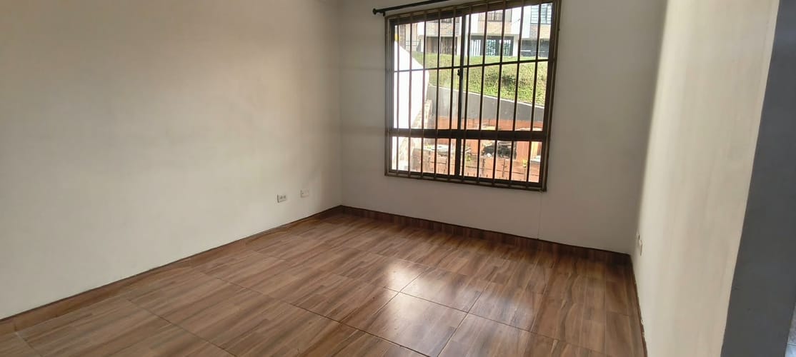 Casa en Arriendo en Los alcazares, Manizales