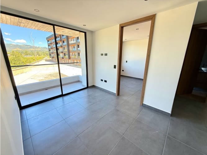 Apartamento de 3 alcobas en venta en La Ceja, 75 m² · foto 3 de 12