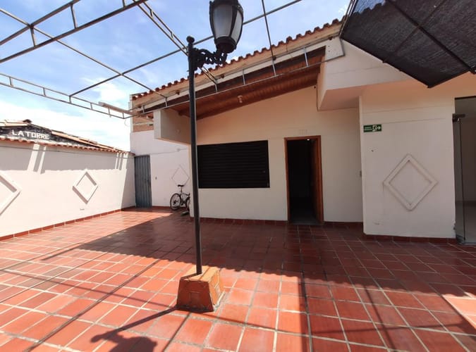 Local en arriendo en Quinta Oriental, Cúcuta, 16 m² · foto 3 de 3