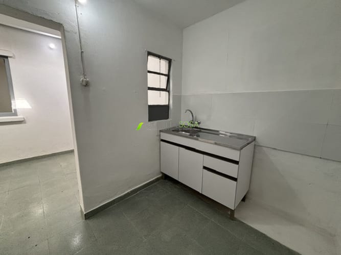Oficina Sosa Prado - Balbin y Vallejo apartamento reciclado interior por corredor al fondo en planta baja sin gastos comunes · Foto 7