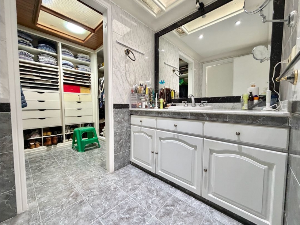 Apartamento en venta en Chico, Bogotá · foto 12 de 21