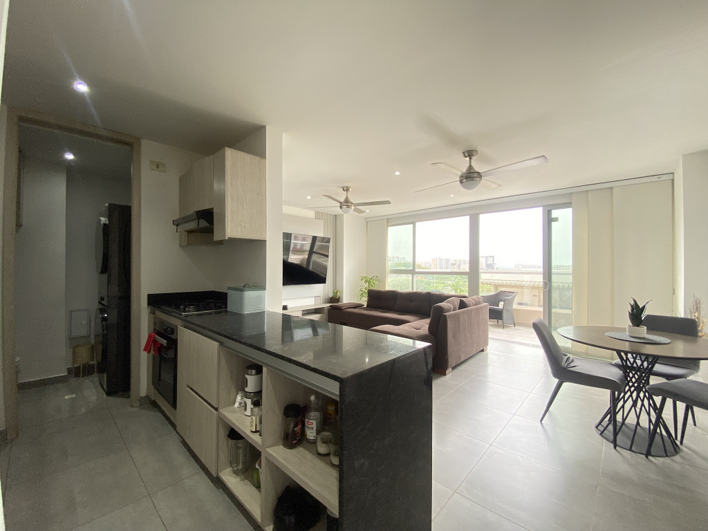 Apartamento en venta en Lagos Del Caujaral, Atlántico · foto 2 de 24