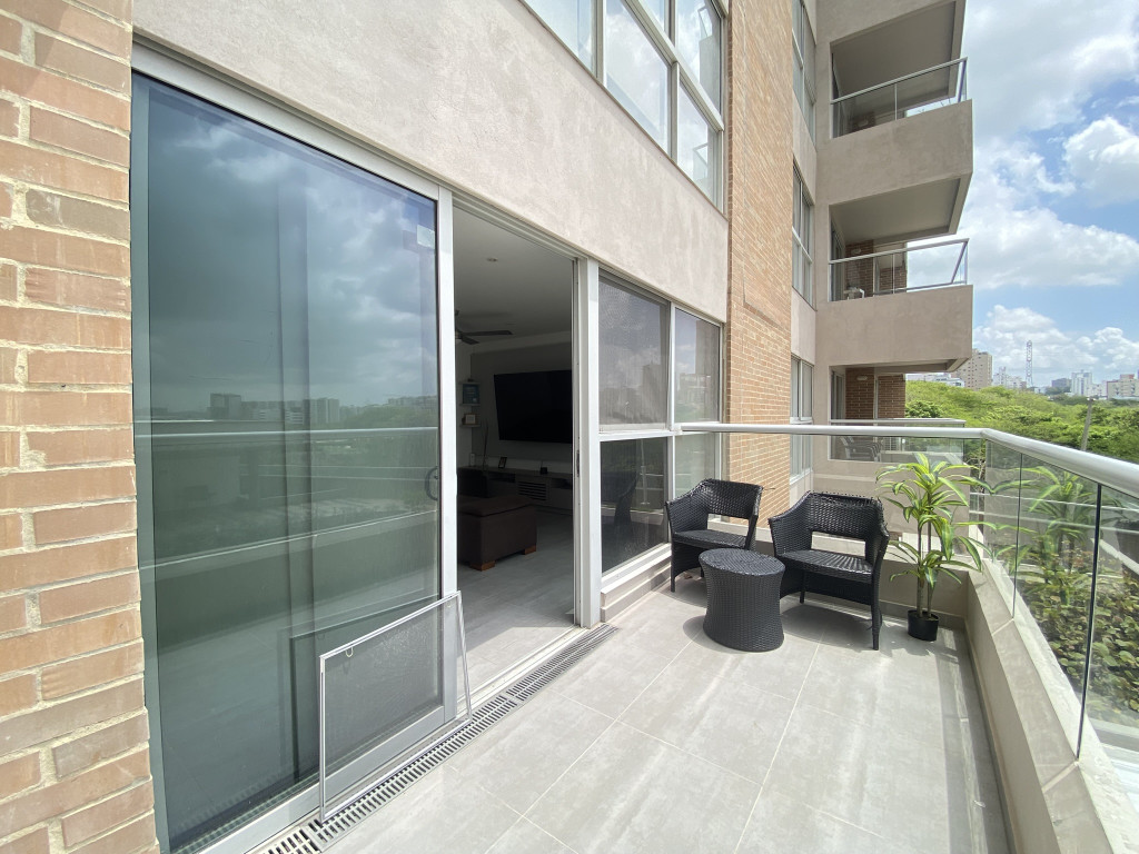 Apartamento en venta en Lagos Del Caujaral, Atlántico · foto 8 de 24