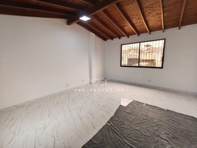 Bodega en arriendo en San Fernando, Itagüí, 260 m² · foto 11 de 13