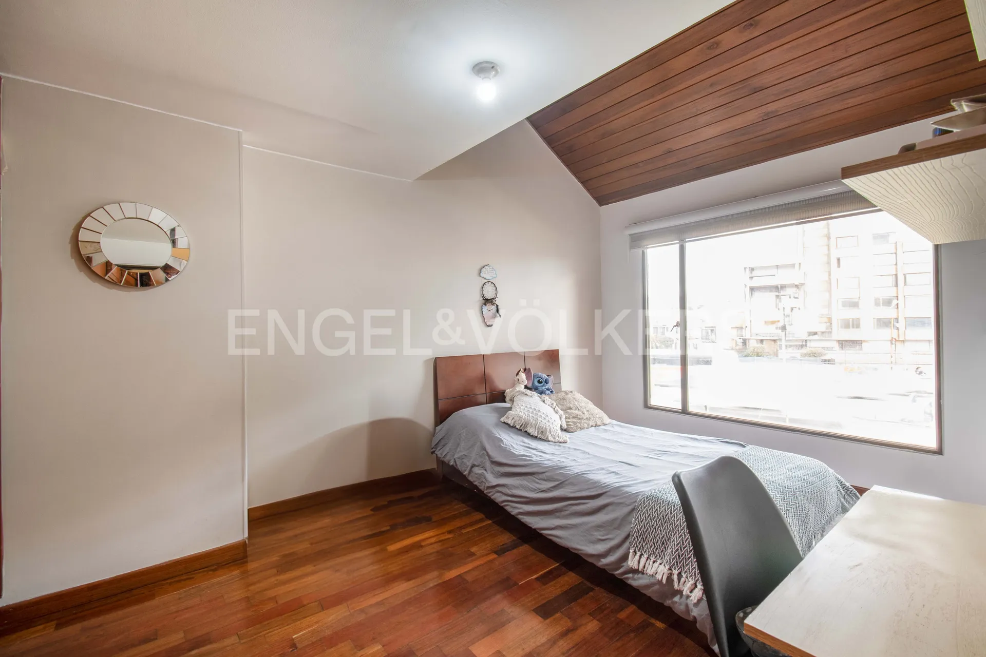 Casa en venta en Cerros De Niza, Bogotá · foto 10 de 20