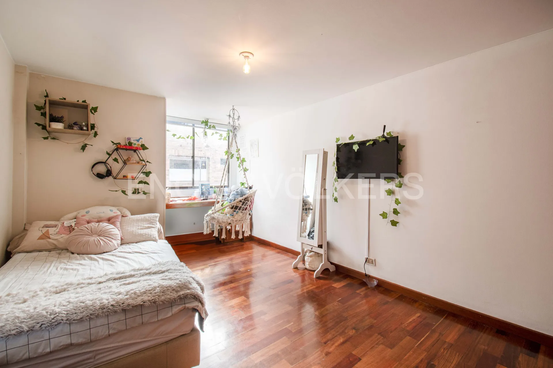Casa en venta en Cerros De Niza, Bogotá · foto 9 de 20
