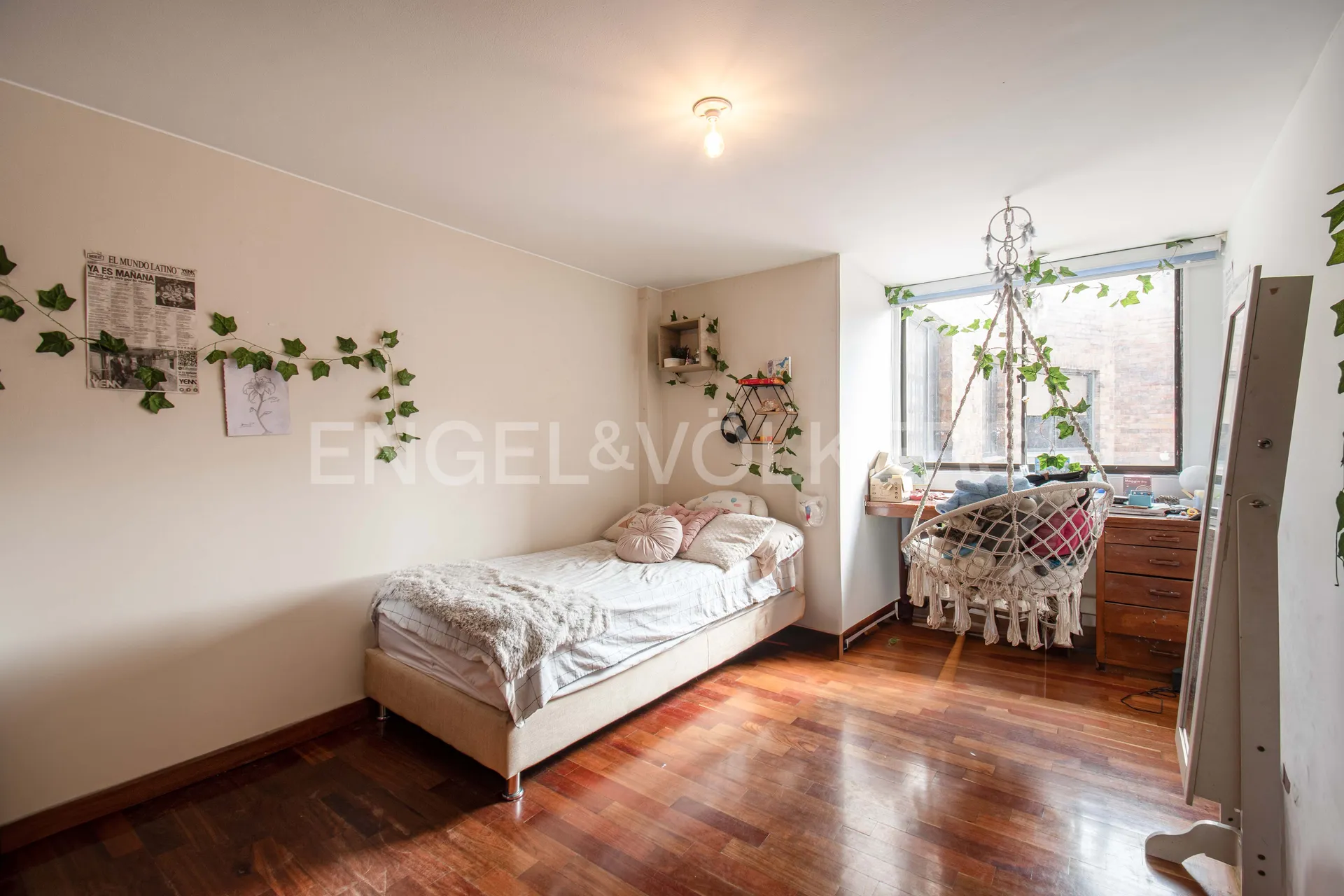 Casa en venta en Cerros De Niza, Bogotá · foto 8 de 20