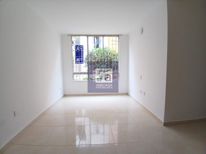 Apartamento de 2 alcobas en arriendo en Miraflores, Piedecuesta, 50 m² · foto 2 de 12