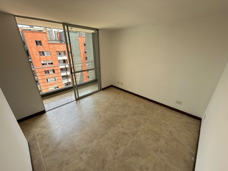 Apartamento en arriendo en Uribe Angel, Envigado · foto 11 de 16