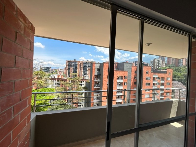 Apartamento en arriendo en Uribe Angel, Envigado · foto 15 de 16
