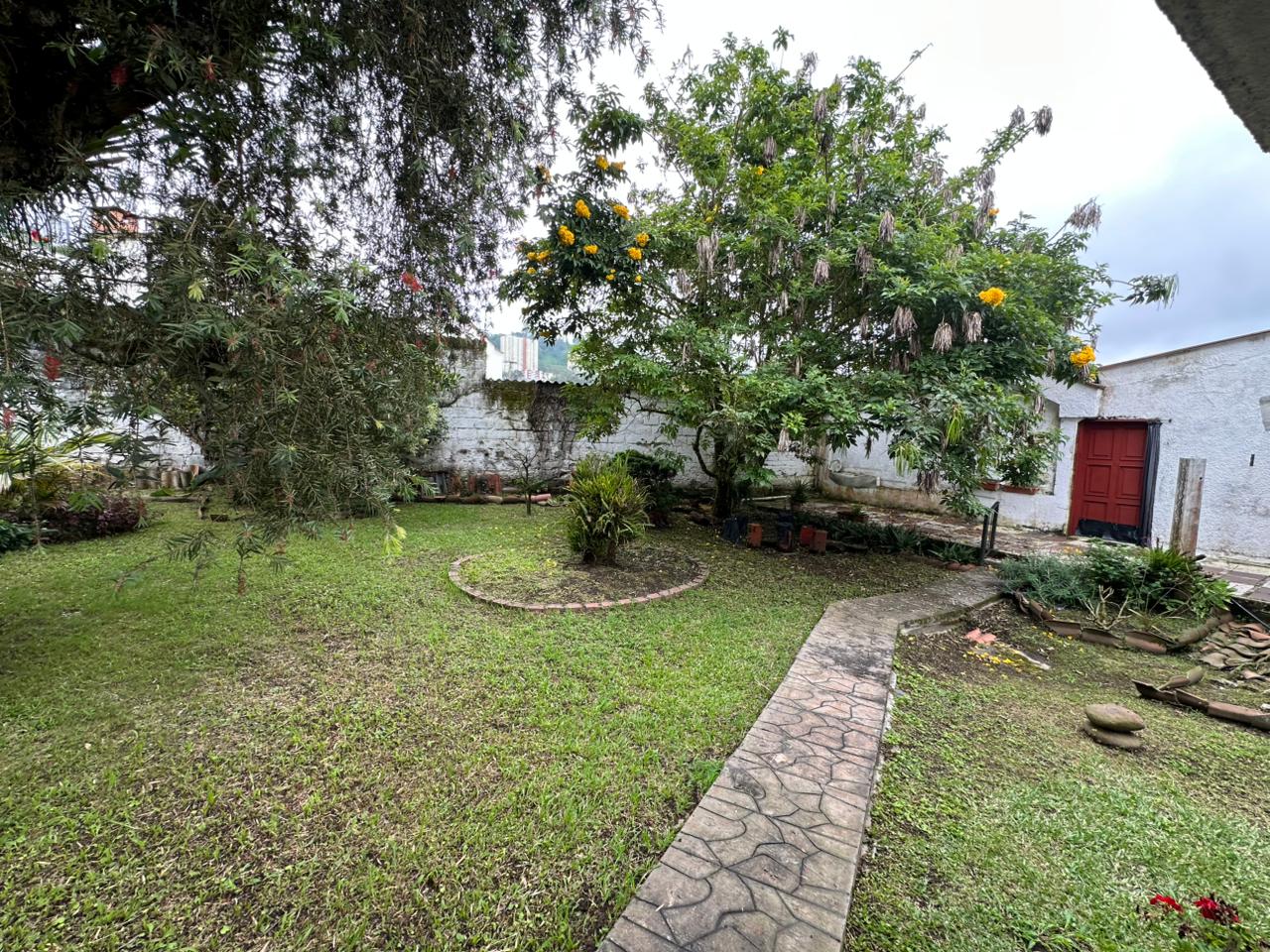 Casa en arriendo en La Francia, Manizales · foto 2 de 21