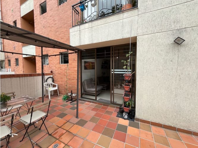 Apartamento en venta en Los Cedros, Bogotá · foto 3 de 24