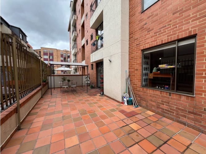 Apartamento en venta en Los Cedros, Bogotá · foto 4 de 24