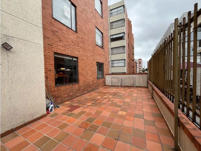 Apartamento en venta en Los Cedros, Bogotá · foto 5 de 24