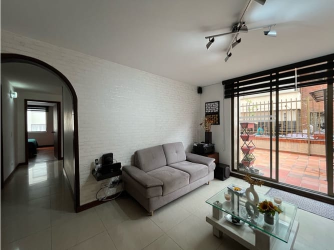 Apartamento en venta en Los Cedros, Bogotá · foto 7 de 24