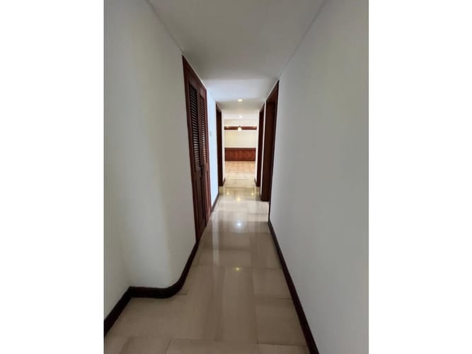 Apartamento de 3 alcobas en venta en El Peñon, Cali, 200 m² · foto 14 de 22