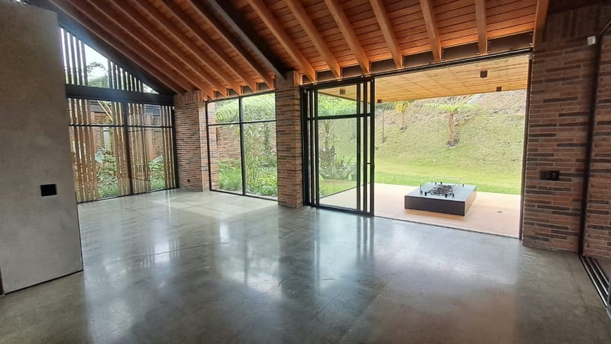 Casa de 3 alcobas en venta en Las Palmas, Envigado, 464 m² · foto 6 de 24