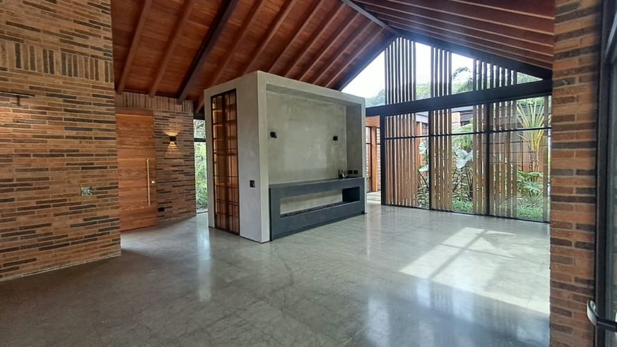 Casa de 3 alcobas en venta en Las Palmas, Envigado, 464 m² · foto 7 de 24