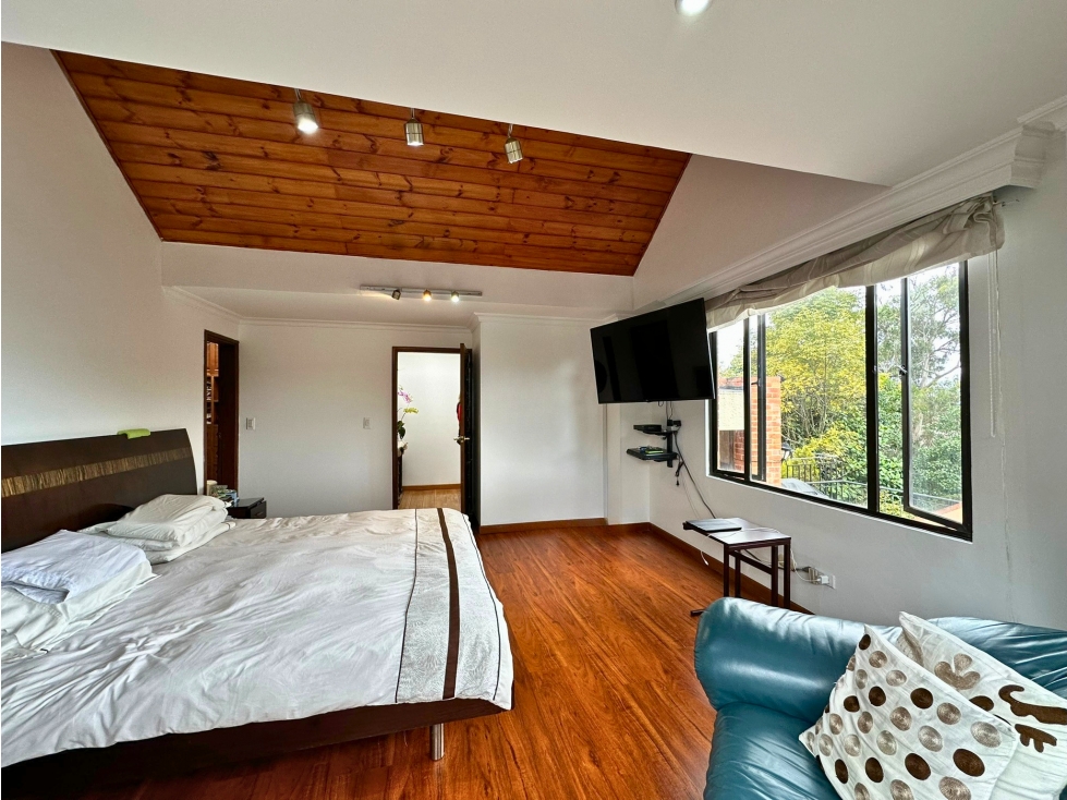 Casa en venta en Cerros De Suba, Bogotá · foto 15 de 24