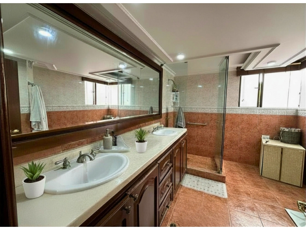 Casa en venta en Cerros De Suba, Bogotá · foto 18 de 24