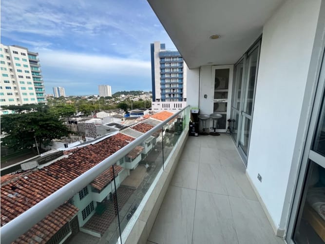 Apartamento de 2 alcobas en venta en Crespo, Cartagena, 89 m² · foto 3 de 17