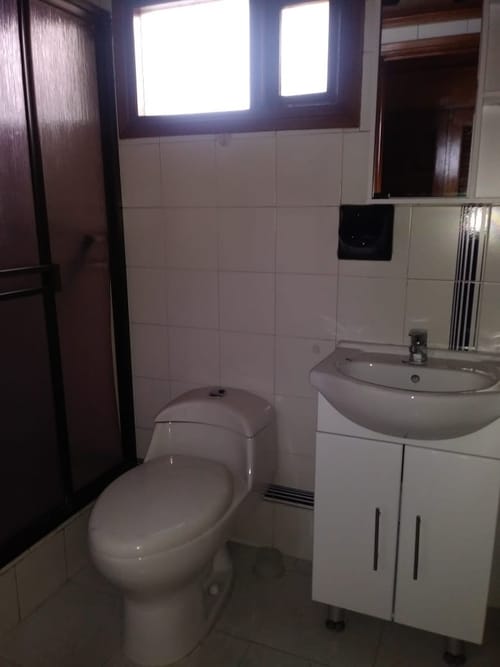 Casa de 5 alcobas en venta en Normandia Occidental, Bogotá, 198 m² · foto 16 de 24