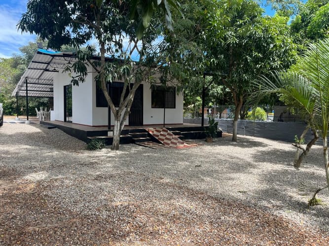 Casa de 3 alcobas en venta en Limoncitos, Ricaurte, 1530 m² · foto 4 de 24