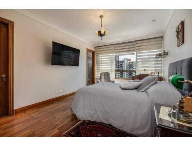 Apartamento de 3 alcobas en venta en El Poblado, Medellín, 386 m² · foto 15 de 23