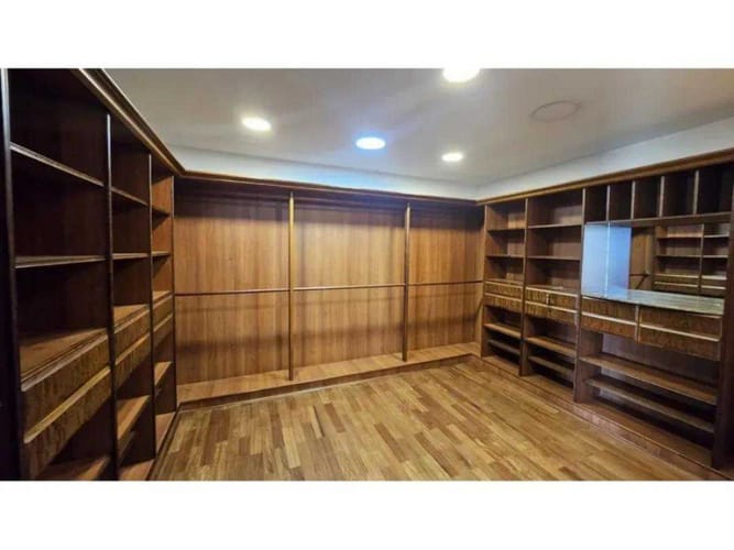 Apartamento de 3 alcobas en venta en El Poblado, Medellín, 386 m² · foto 18 de 23