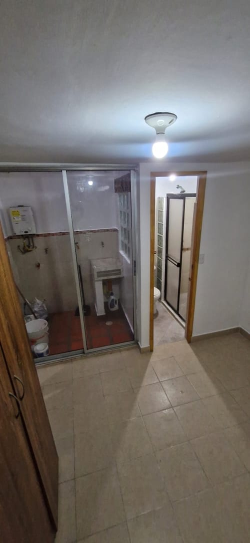 Apartaestudio en arriendo en Belén Rincón, Medellín, 30 m² · foto 5 de 8