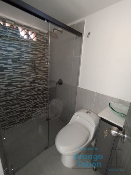 Apartamento en arriendo en La Ceja · foto 5 de 18