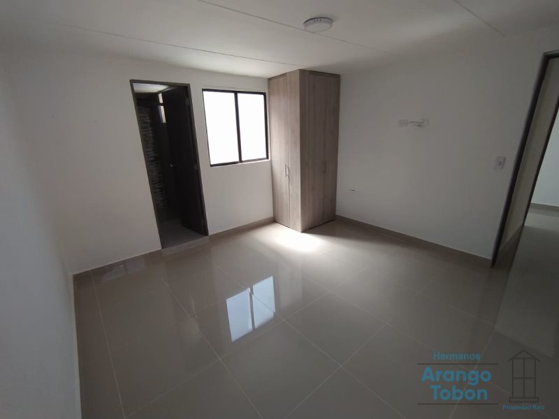 Apartamento en arriendo en La Ceja · foto 10 de 18