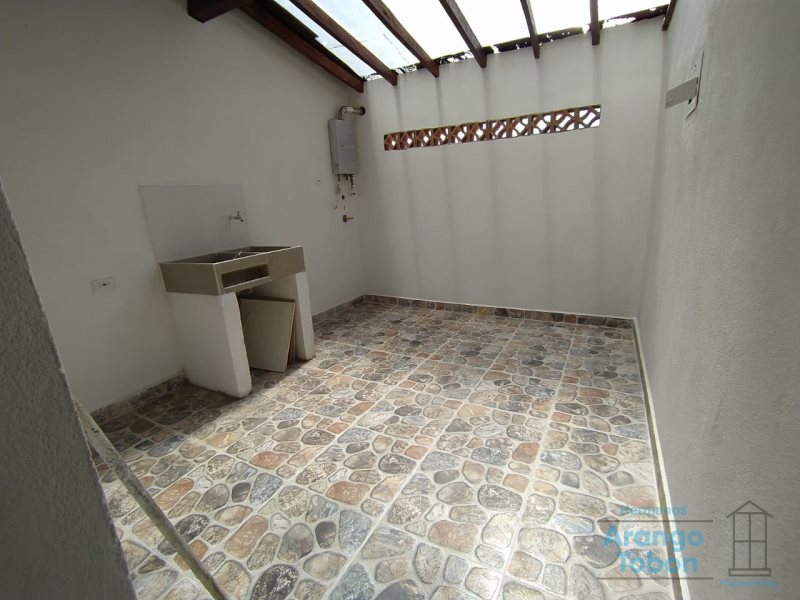 Apartamento en arriendo en La Ceja · foto 18 de 18