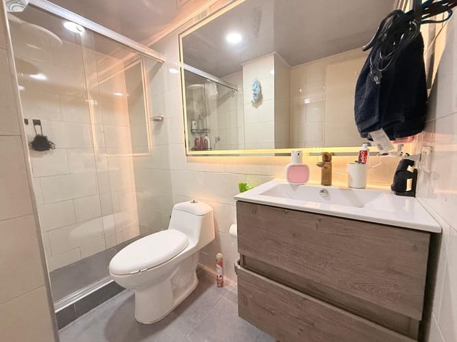 Apartamento de 3 alcobas en venta en Quinta Paredes, Bogotá, 68 m² · foto 7 de 12