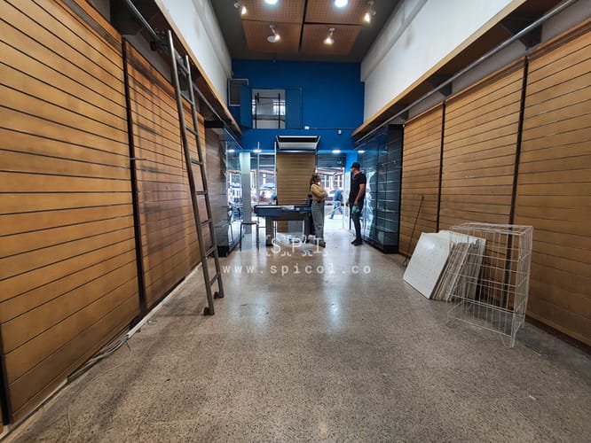 Local en arriendo en La Candelaria, Medellín, 63 m² · foto 2 de 9