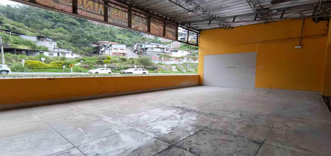Local en arriendo en San Luis, Manizales, 56 m² · foto 2 de 24
