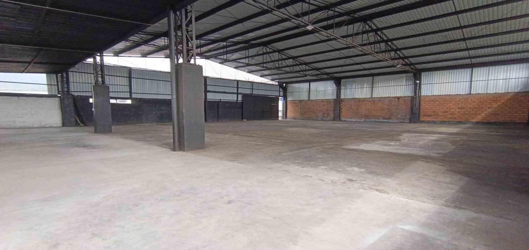 Bodega en arriendo en Malteria, Manizales, 500 m² · foto 2 de 23